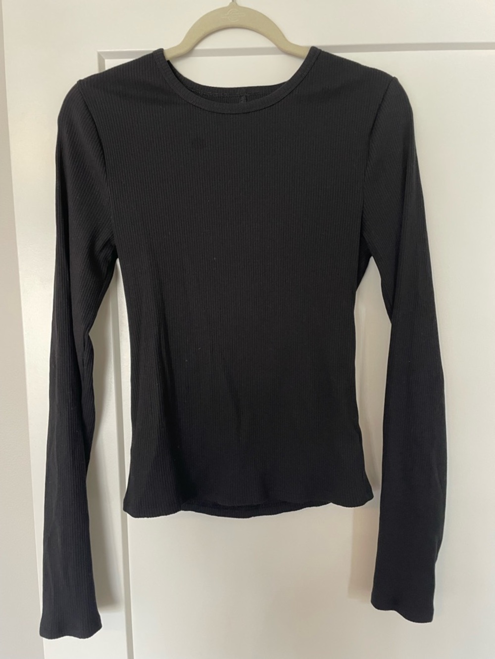 GAP Black Ribbed Long Sleeve Top